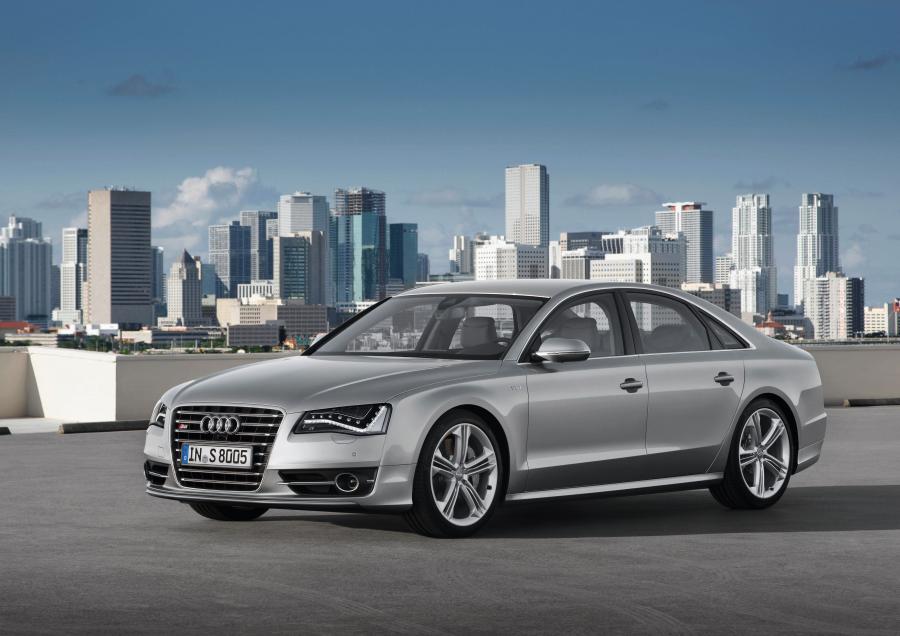  Audi S8 (D4) 2012 года  (WW) (фото 29 из 59)